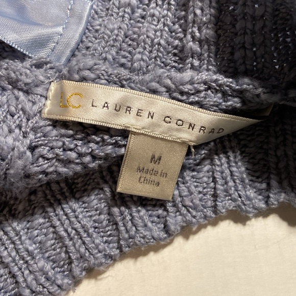 Lauren Conrad Knit Sweater with ribbon closure. - Picture 8 of 10
